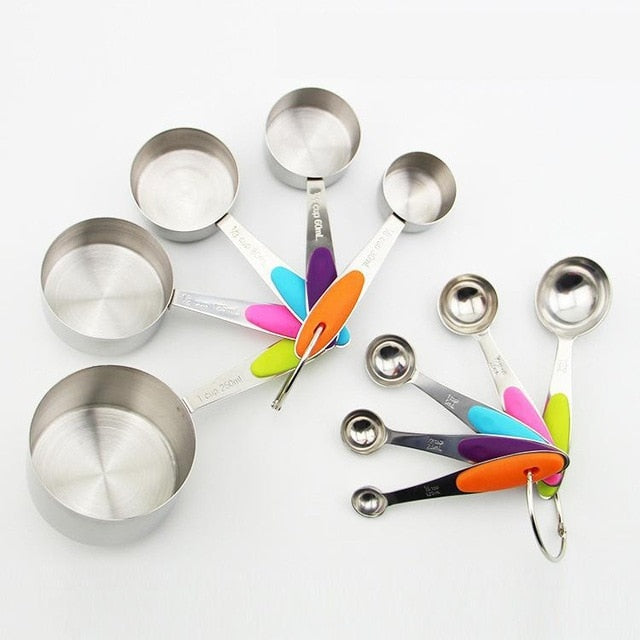 Measuring Cups And Spoons  with Silicone Handle